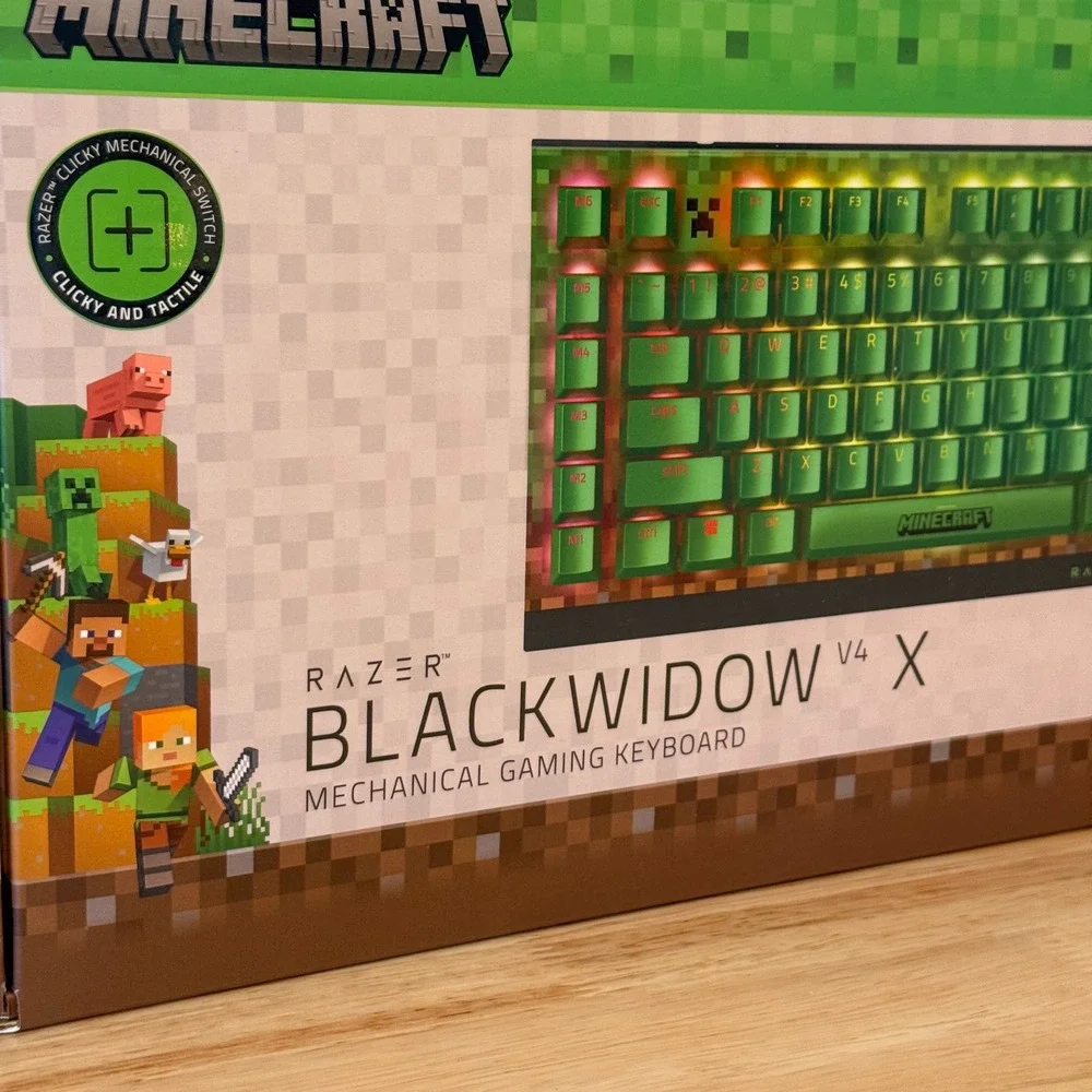 Razer Minecraft Blackwidow V4 X Keyboard & Cobra Gaming Mouse | New - Sealed